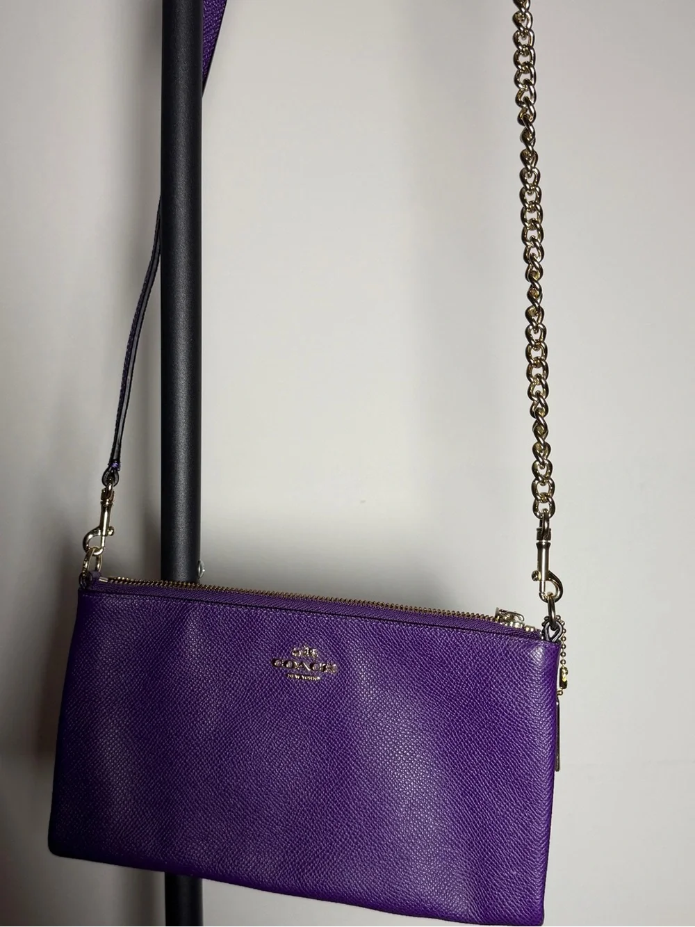 Coach Kylie Crossbody Bag Purple Crossgrain Leather Gold Chain Strap Like New